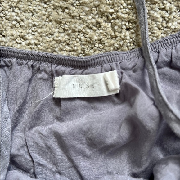 LUSH Top Medium - Picture 3 of 4